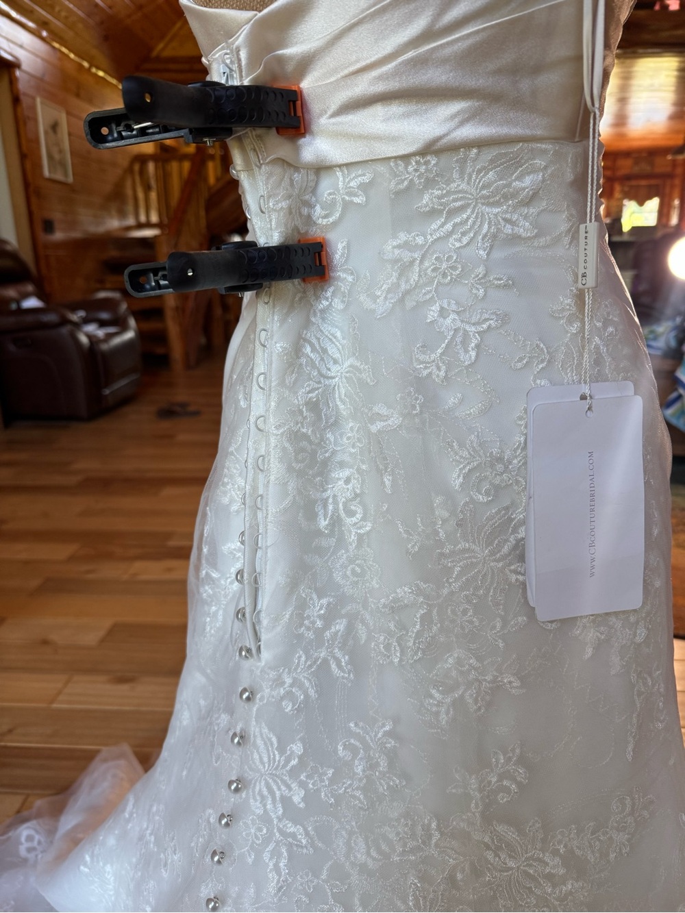 Strapless Lace A-Line Wedding Dress in Ivory - Designer Style - Picture 5 of 8